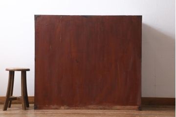 アンティーク家具　前縁漆塗り　和モダンにもおすすめの衣装箪笥(和タンス、引き出し、チェスト)(R-038788)