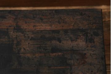 アンティーク家具　使い込まれた風合いが魅力的な文机(座机、飾り台)(R-038789)