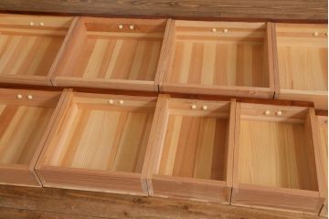 中古　国産家具　特大サイズ　総無垢材　欅・樺・ナラ材　障子戸　7尺重ね水屋箪笥(七尺水屋、和タンス、戸棚)(定価約165万円)(R-038791)