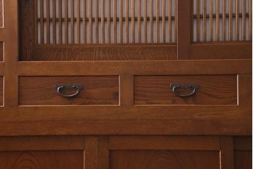 中古　国産家具　特大サイズ　総無垢材　欅・樺・ナラ材　障子戸　7尺重ね水屋箪笥(七尺水屋、和タンス、戸棚)(定価約165万円)(R-038791)