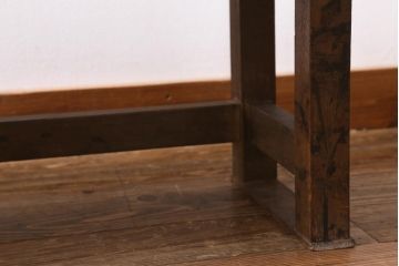 アンティーク家具　使い込まれた風合いが魅力的な文机(座机、飾り台)(R-038793)