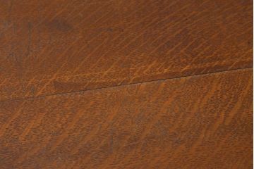 アンティーク家具　昭和レトロ　ナラ材製　上手物!ノスタルジックな佇まいが魅力のデスク(作業台、机、在宅ワーク、在宅用)(R-038845)