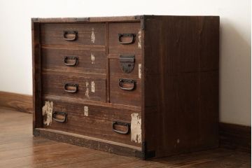 アンティーク家具　和製アンティーク　明治期　桐材　遠い昔を感じさせる味わい深い小引き出し(卓上収納)(R-038859)