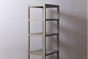 アンティーク家具　昭和初期　縦長　シャビーなペイントが味のある木製オープンラック(棚、陳列棚、収納棚)(R-038862)
