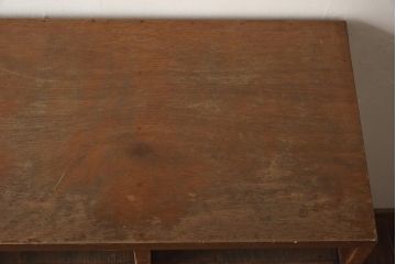 レトロ家具　昭和レトロ　素朴な雰囲気が懐かしさ感じる収納棚(飾り棚、オープンラック、下駄箱)(R-038867)