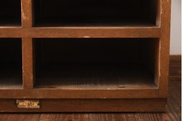 レトロ家具　昭和レトロ　素朴な雰囲気が懐かしさ感じる収納棚(飾り棚、オープンラック、下駄箱)(R-038867)