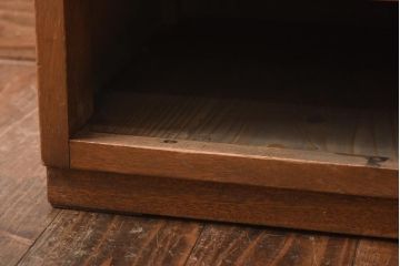 レトロ家具　昭和レトロ　素朴な雰囲気が懐かしさ感じる収納棚(飾り棚、オープンラック、下駄箱)(R-038867)