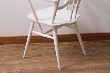 ヴィンテージ家具　イギリスビンテージ　ERCOL(アーコール)　アンティークペイント　希少!洗練された佇まいのラダーバックアームチェア(ダイニングチェア、椅子)(R-038870)