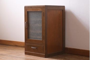 レトロ家具　昭和中期　素朴な木の風合いがレトロなレコードケース(戸棚、収納棚、キャビネット)(R-038872)