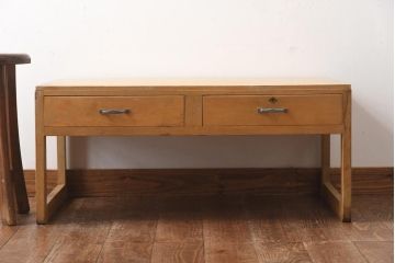 アンティーク家具　柔らかな色合いが魅力の引き出し付き文机(座机)(R-038875)