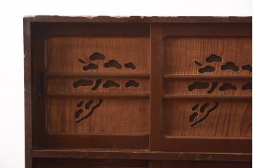 アンティーク家具　和製アンティーク　松竹梅　透かし彫りが風情あふれる下駄箱(収納棚、戸棚、キャビネット)(R-038877)