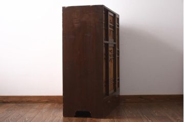 アンティーク家具　和製アンティーク　松竹梅　透かし彫りが風情あふれる下駄箱(収納棚、戸棚、キャビネット)(R-038877)