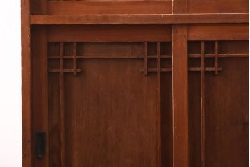アンティーク家具　和製アンティーク　昭和初期　和モダンな雰囲気漂う戸棚(収納棚、キャビネット)(R-038878)