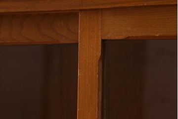 アンティーク家具　昭和レトロ家具　懐かしさ感じる重ねガラス戸棚(キャビネット、収納棚)(R-038881)