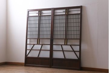 アンティーク建具　和製アンティーク　昭和初期　当時物色ガラス入り!格子のデザインが目を引くガラス戸2枚セット(建具、引き戸)(R-038884)