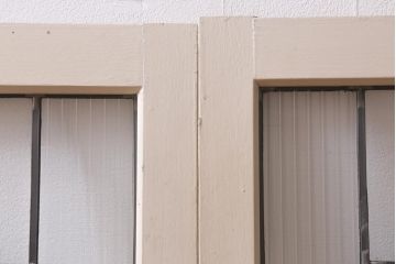アンティーク建具　和製アンティーク　色ガラス・モールガラス・気泡ガラス入り　ステンドグラスがレトロなガラス戸2枚セット(窓、建具)(R-038885)