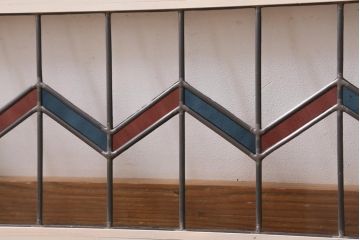 アンティーク建具　古建具リメイク　オリジナルペイント　赤と青のジグザク模様が目を引くガラス戸2枚セット(窓、建具)(R-038888)
