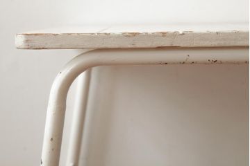 ビンテージ家具　和製ビンテージ　ホワイトペイント　シャビーな雰囲気が魅力のスツール(チェア、椅子、花台)(R-038890)