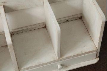 アンティーク雑貨　昭和初期　ペイント　可愛らしい佇まいが魅力の引き出し付き本立て(ブックエンド)(R-038893)