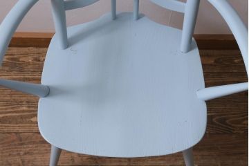 ヴィンテージ家具　イギリスビンテージ　ERCOL(アーコール)　アンティークペイント　希少!洗練された佇まいのラダーバックアームチェア(ダイニングチェア、椅子)(R-038909)