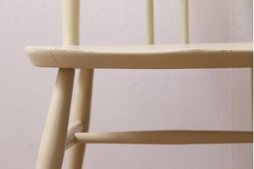 ヴィンテージ家具　イギリスビンテージ　ERCOL(アーコール)　アンティークペイント　希少!洗練された佇まいのラダーバックチェア(ダイニングチェア、椅子)(R-038910)