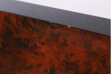 中古　漆塗　広堂作　夕焼紅葉図　朱と黒のコントラストが印象的なつい立て(衝立、パーテーション)(R-038912)
