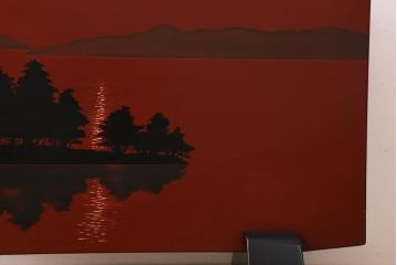 中古　漆塗　広堂作　夕焼紅葉図　朱と黒のコントラストが印象的なつい立て(衝立、パーテーション)(R-038912)