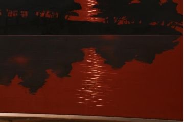 中古　漆塗　広堂作　夕焼紅葉図　朱と黒のコントラストが印象的なつい立て(衝立、パーテーション)(R-038912)