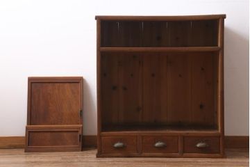 アンティーク家具　和製アンティーク　大正昭和初期　前面ケヤキ材　上品な佇まいが魅力の戸棚(収納棚、キャビネット)(R-038913)