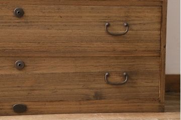 アンティーク家具　和製アンティーク　総桐材　古い木肌が味わい深い重ね箪笥(引き出し、収納棚、桐箪笥、桐たんす)(R-038914)
