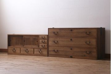 アンティーク家具　和製アンティーク　総桐材　古い木肌が味わい深い重ね箪笥(引き出し、収納棚、桐箪笥、桐たんす)(R-038914)