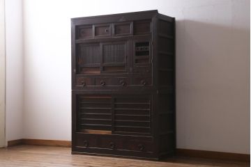 アンティーク家具　和製アンティーク　明治期　四尺　趣あふれる重ね水屋箪笥(食器棚、収納棚)(R-038915)