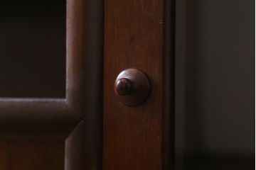 中古　松本民芸家具　モダンな雰囲気が魅力の90型茶タンス(サイドボード、戸棚)(定価約35万6千円)(R-038917)