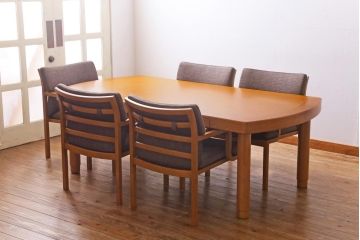 中古美品　CONDE HOUSE(カンディハウス)　引き出し付きのテーブルの5人用ダイニングセット(ダイニングテーブル、ダイニングチェア)(R-038918)