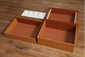 ヴィンテージ家具　イギリスビンテージ　STAG(スタッグ)社　チーク材　ミッドセンチュリースタイルにおすすめのドレッシングチェスト(ドレッサー、鏡台)(R-038919)