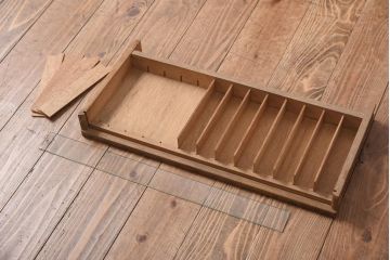 アンティーク家具　昭和中期　カネボウ　レトロな雰囲気漂う刺しゅう糸ケース(引き出し、収納棚)(R-038922)