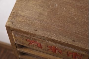 アンティーク家具　昭和中期　カネボウ　レトロな雰囲気漂う刺しゅう糸ケース(引き出し、収納棚)(R-038922)