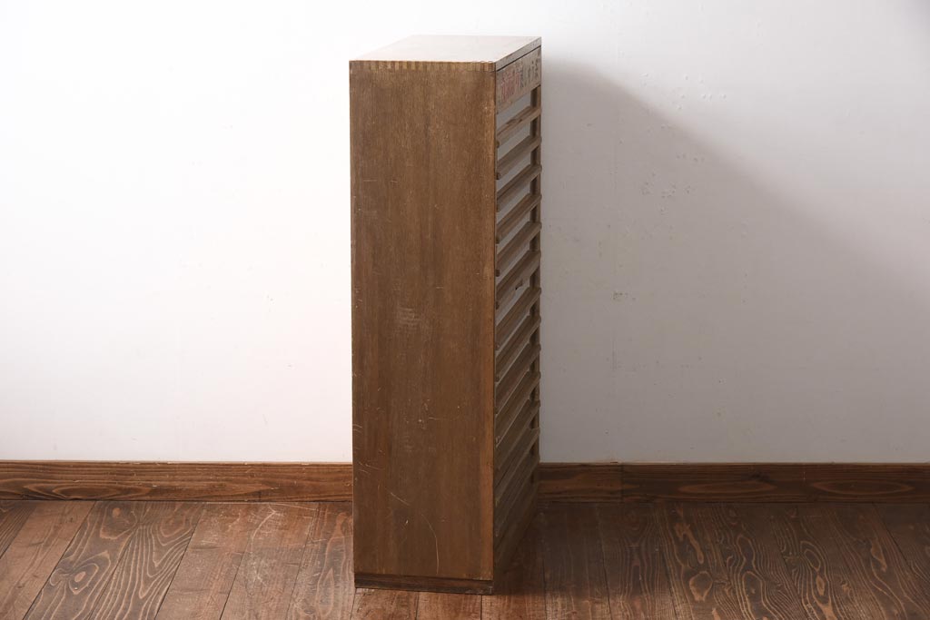 アンティーク家具　昭和中期　カネボウ　レトロな雰囲気漂う刺しゅう糸ケース(引き出し、収納棚)(R-038922)