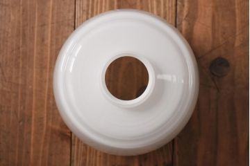 レトロ照明　シンプルで馴染みやすい昭和レトロの筒型吊り下げ照明(シェード、天井照明、ペンダントライト)(R-038974)