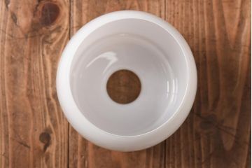 レトロ照明　シンプルで馴染みやすい昭和レトロの筒型吊り下げ照明(シェード、天井照明、ペンダントライト)(R-038974)