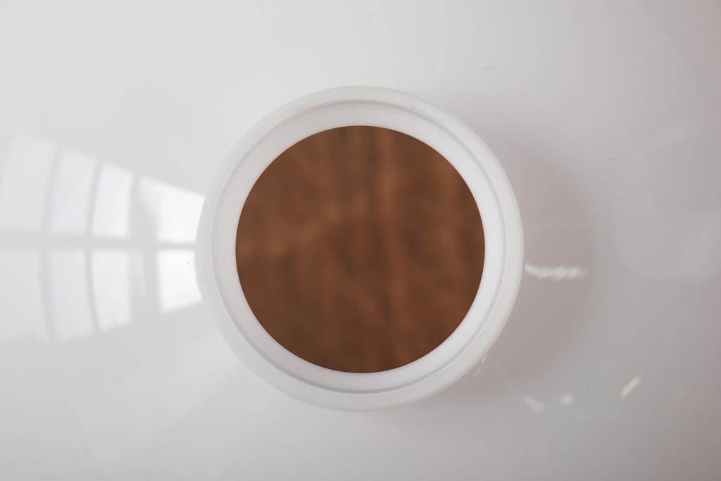 レトロ照明　昭和レトロ　丸い形とつるりとした質感が可愛らしいペンダントライト(天井照明、吊り下げ照明、電笠、シェード)(R-038977)