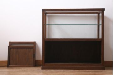 アンティーク家具　和製アンティーク　年月を重ねた木の風合いが魅力のガラスケース(ショーケース、陳列棚)(R-038980)