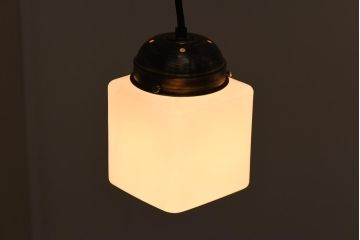 アンティーク照明　和製アンティーク　四角いフォルムが可愛らしい小振りなペンダントライト(吊り下げ照明、天井照明)(R-038984)