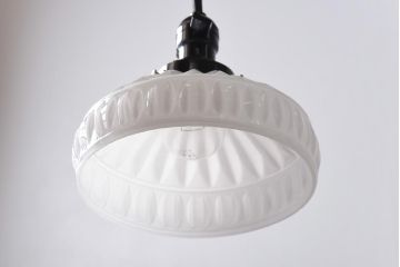 アンティーク照明　昭和初期　上品な印象を与えてくれるペンダントライト(天井照明、吊り下げ照明、シェード)(R-038985)