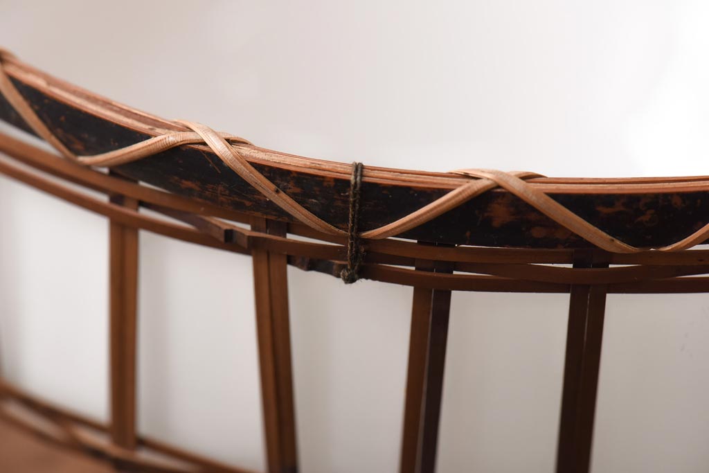 アンティーク照明　昭和レトロ　竹細工が情緒あるペンダントライト(シェード、天井照明、吊り下げ照明)(R-038986)