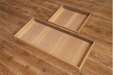 アンティーク家具　大正昭和初期　天板一枚板　ナチュラルな雰囲気が魅力の引き出し付き裁ち板(置き床、飾り台、テレビ台)(R-038989)