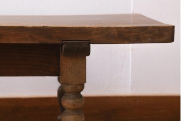 アンティーク家具　大正期　天板一枚板　ノスタルジックな雰囲気が魅力的な大きめサイズの座机(ローテーブル、飾り台)(R-038990)