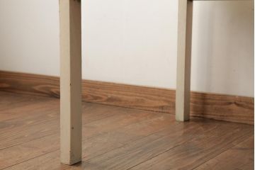 【簡易リペア限定品】和製アンティーク　昭和初期　当時のオリジナルペイントが味わい深いレトロなベビーベッド(木製ベッド、飾り棚)(R-038994)