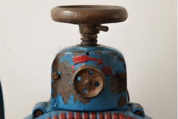 アンティーク雑貨　レトロ雑貨　三晃　手動式かき氷機(手回し、ディスプレイ)(R-038996)