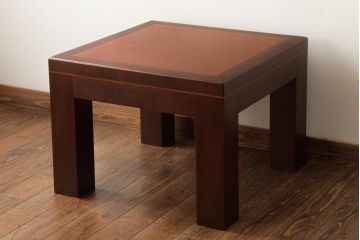 中古　CONDE HOUSE(カンディハウス)　ウォールナット材　象嵌細工が施されたモダンなローテーブル(リビングテーブル、サイドテーブル、座卓)(R-038998)